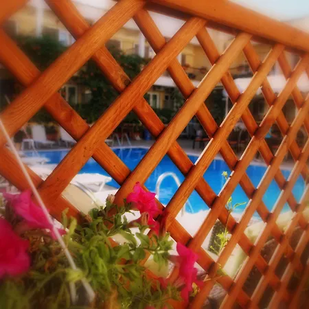 Otel Telesilla 3*