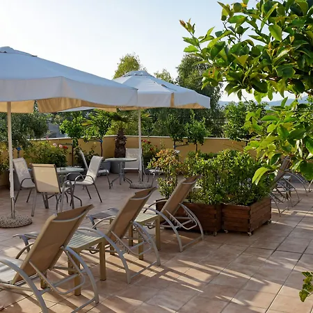 Telesilla Hotel Kontokali
