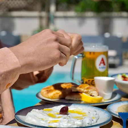 Telesilla 3* Kontokali