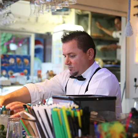 Telesilla Hotel Kontokali