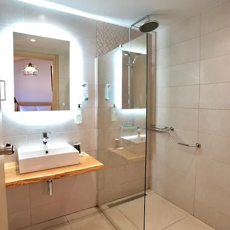 Telesilla Hotel 3*